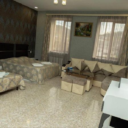 Noyemburg Hotel Noyemberyan المظهر الخارجي الصورة
